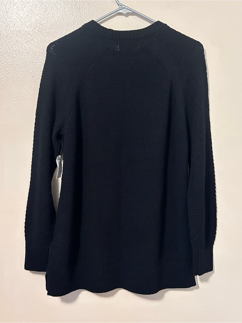 Old Navy Black Crewneck Textured Sweater - Picture 5 of 6